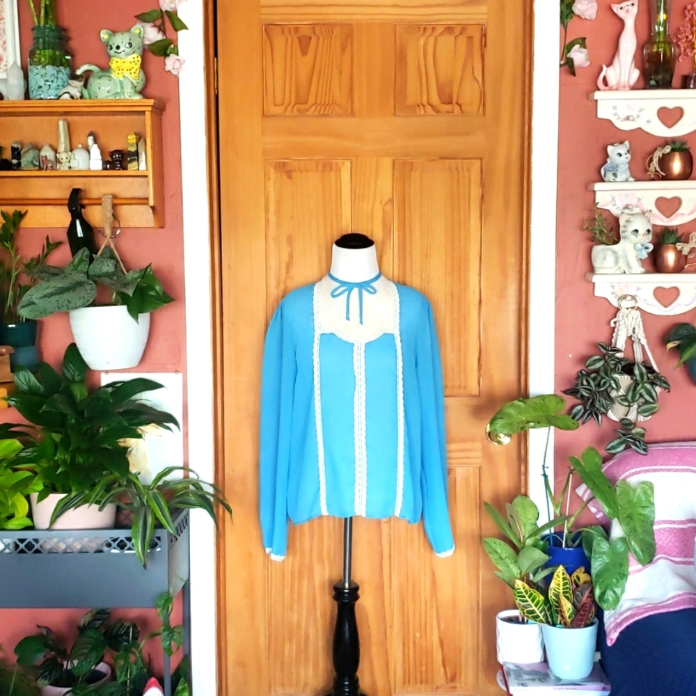 Vintage Tiffany Blue Long Sleeve Shirt